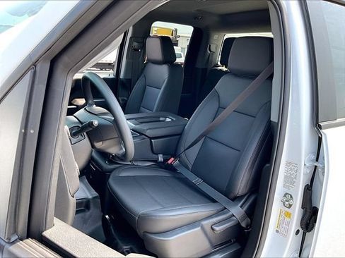 New 2026 Chevrolet Silverado 2500 W/T w/ WT Convenience Package AWD/4WD image 10