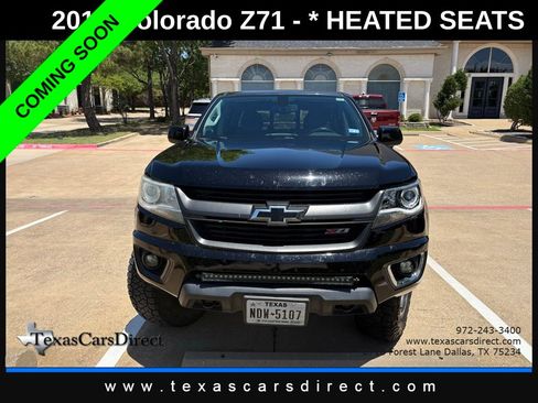 Used 2018 Chevrolet Colorado Z71 AWD/4WD image 2