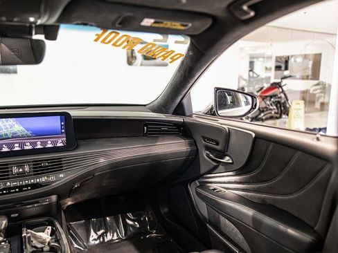 Used 2022 Lexus LS 500 F Sport image 39