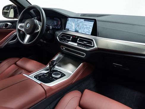 Used 2022 BMW X6 xDrive40i w/ M Sport Package image 26