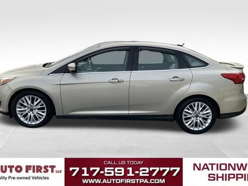 Used 2018 Ford Focus Titanium FWD image 5