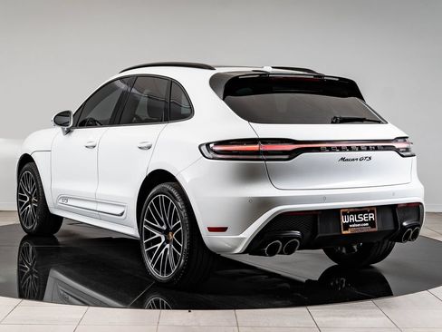 Certified 2026 Porsche Macan GTS AWD/4WD image 3