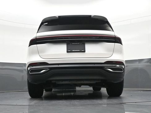 Used 2024 Lincoln Nautilus Premier w/ Equipment Group 102A AWD/4WD image 26