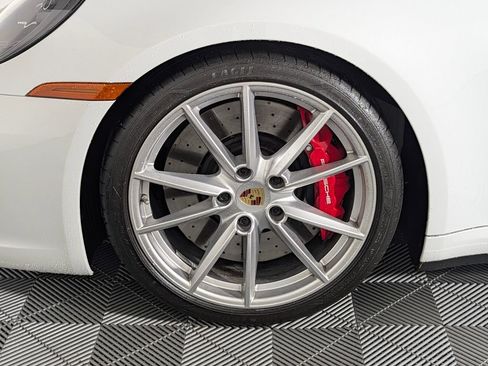 Certified 2023 Porsche 911 Carrera GTS RWD image 10