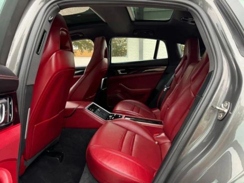Used 2018 Porsche Panamera 4S AWD/4WD image 19