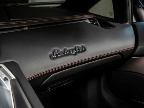 Used 2014 Lamborghini Aventador LP 700-4 image 33