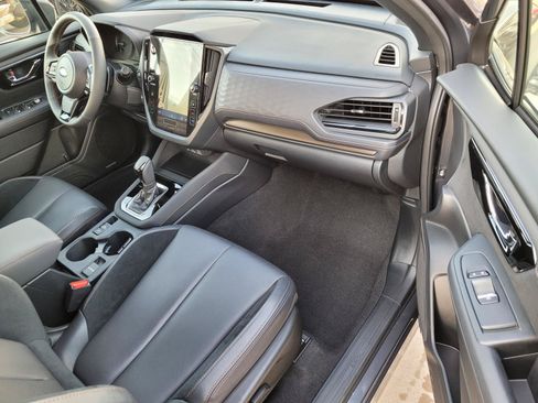 Certified 2025 Subaru Forester Touring w/ Popular Package - Touring AWD/4WD image 24