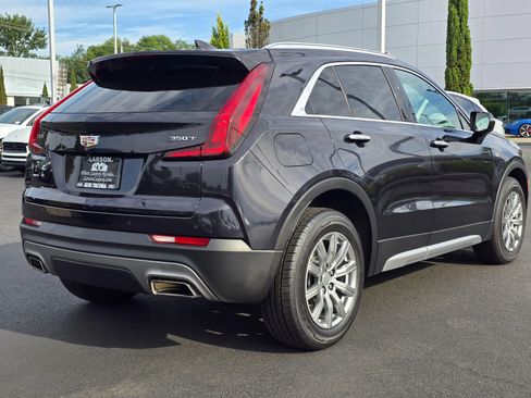 Used 2023 Cadillac XT4 Premium Luxury AWD/4WD image 5