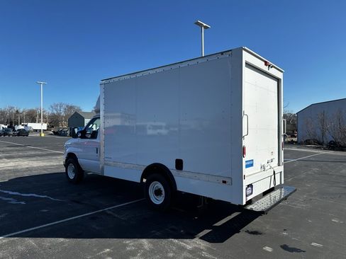 New 2024 Ford E-350 and Econoline 350 Super Duty w/ Power Windows & Locks Group image 8