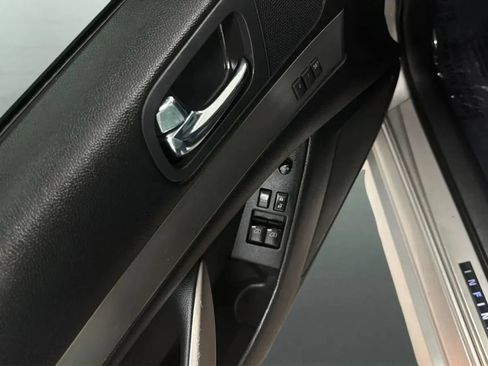 Used 2012 INFINITI G37 Journey w/ Premium Pkg RWD image 18