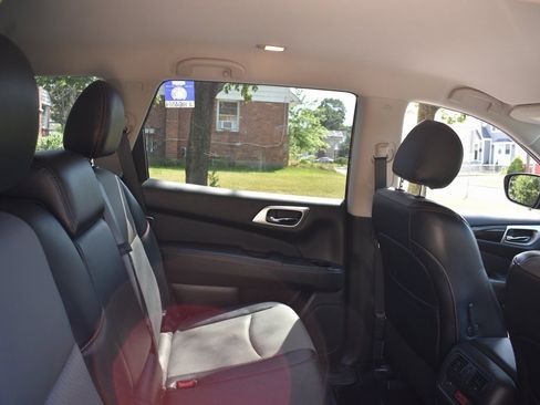 Used 2020 Nissan Pathfinder SV w/ Rock Creek Edition image 25