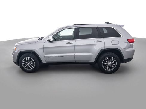 Used 2018 Jeep Grand Cherokee Limited AWD/4WD image 8