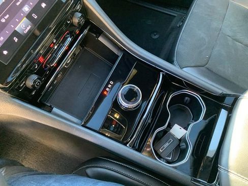 Used 2023 Jeep Grand Cherokee Altitude image 35