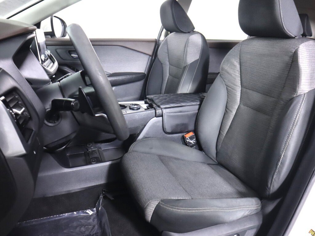 Used 2021 Nissan Rogue SV AWD/4WD image 30