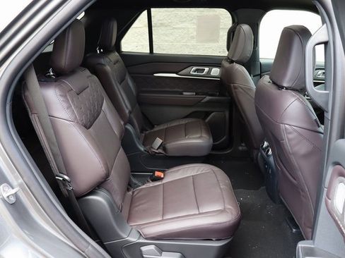 New 2026 Ford Explorer Platinum w/ LUX Leather Package image 35
