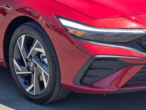 New 2025 Hyundai Elantra Sport image 4