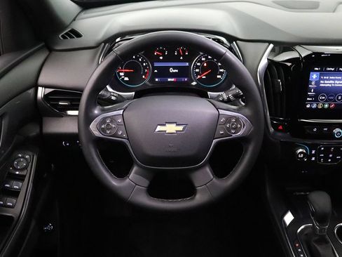 Used 2023 Chevrolet Traverse LT AWD/4WD image 21