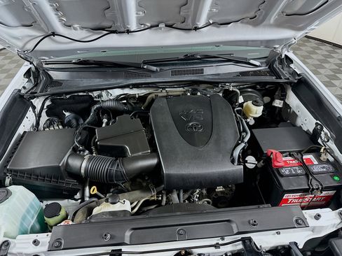 Used 2021 Toyota Tacoma SR5 image 30