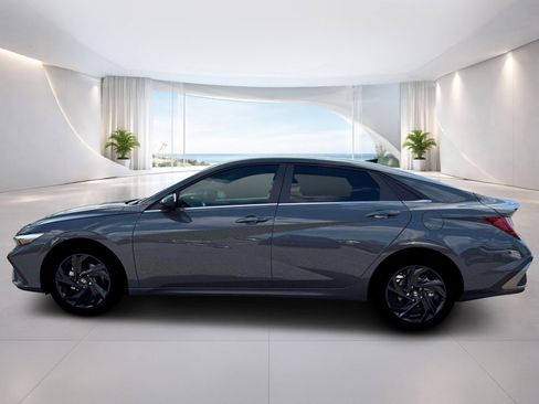 New 2026 Hyundai Elantra SEL Sport Premium FWD image 3