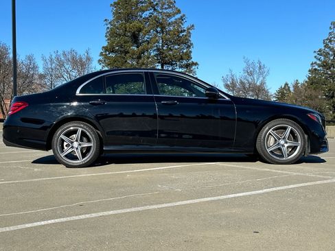 Used 2017 Mercedes-Benz E 300 image 8