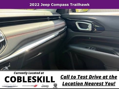 Used 2022 Jeep Compass Trailhawk w/ Trailhawk Convenience Group AWD/4WD image 24