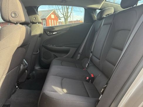 Used 2023 Chevrolet Malibu LT image 34