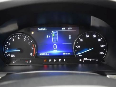 Used 2022 Ford Explorer XLT w/ Equipment Group 202A AWD/4WD image 27
