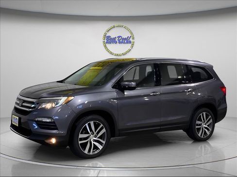 Used 2016 Honda Pilot Touring image 1