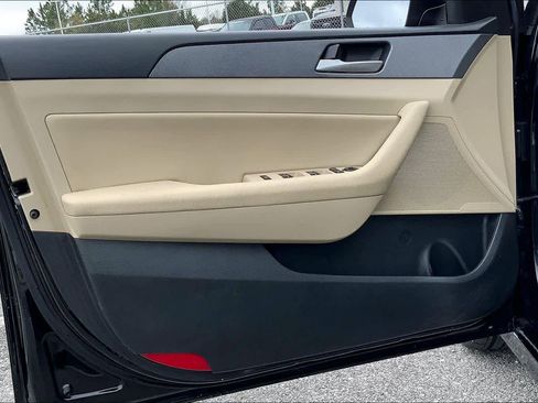 Used 2018 Hyundai Sonata SEL image 21