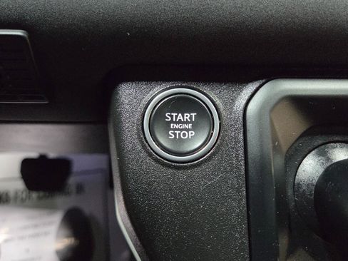 Used 2023 Land Rover Defender 110 SE AWD/4WD image 35