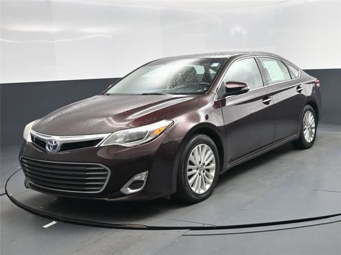 Used 2013 Toyota Avalon XLE Premium image 1