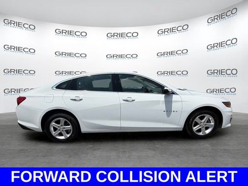 Used 2024 Chevrolet Malibu LT FWD image 8