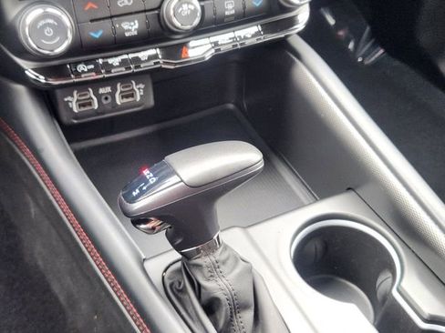 Used 2024 Dodge Durango GT AWD/4WD image 23