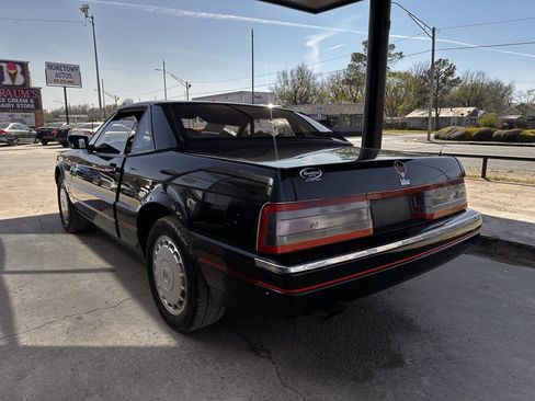 Used 1989 Cadillac Allante image 6