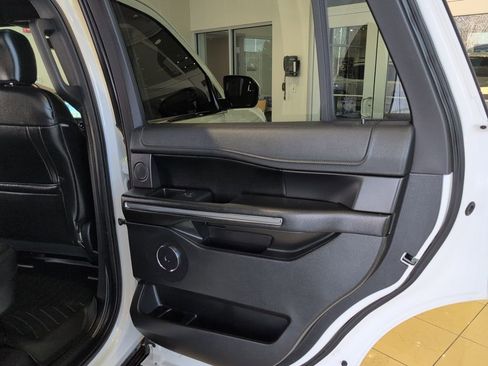 Used 2018 Ford Expedition XLT w/ Equipment Group 202A image 57