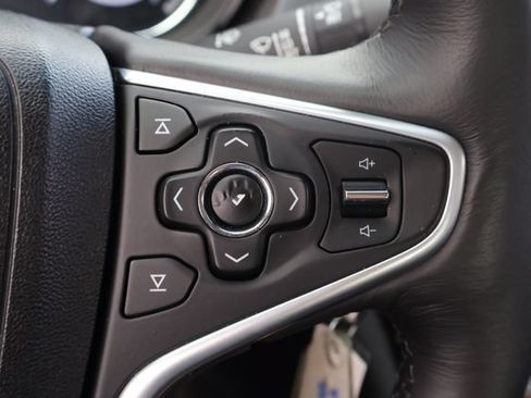 Used 2016 Buick Regal FWD image 21