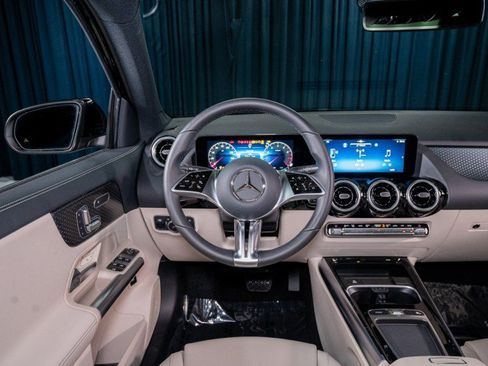 New 2026 Mercedes-Benz GLA 250 image 16
