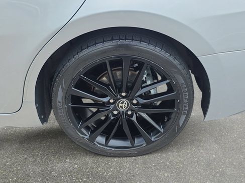 Used 2021 Toyota Camry XSE FWD image 32
