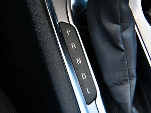 Used 2024 Chevrolet Malibu LT FWD image 24