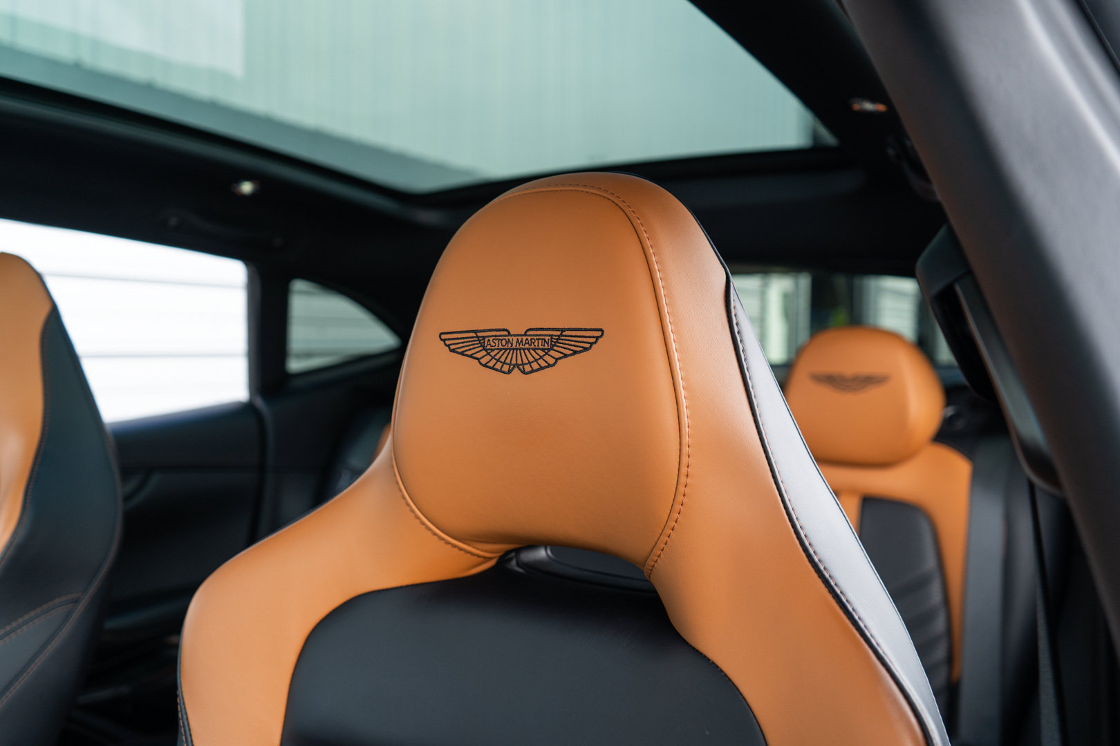 Used 2023 Aston Martin DBX 707 AWD/4WD image 11