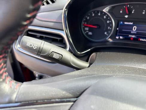 Used 2022 Chevrolet Equinox RS FWD image 16