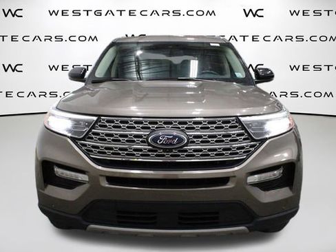 Used 2021 Ford Explorer Limited image 4