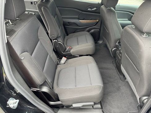Used 2023 GMC Acadia SLE w/ Driver Convenience Package AWD/4WD image 26