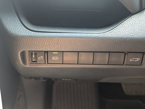Used 2024 Toyota RAV4 XLE Premium FWD image 23