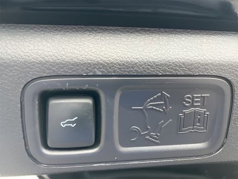 Used 2020 Ford Expedition Max Platinum image 39