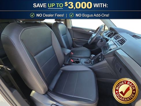 Used 2021 Volkswagen Tiguan SE w/ Panoramic Sunroof Package FWD image 22