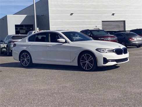 Certified 2023 BMW 530i xDrive w/ Premium Package image 5