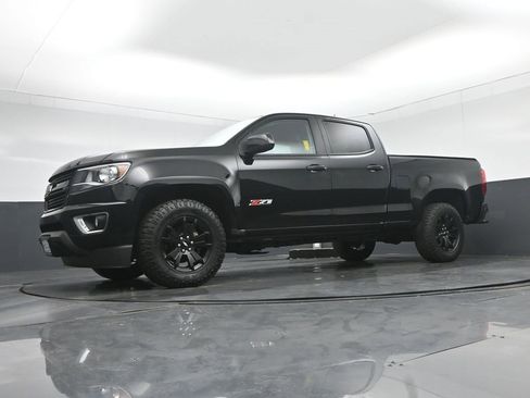 Used 2020 Chevrolet Colorado Z71 w/ Z71 Midnight Edition image 56