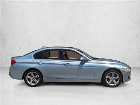 Used 2015 BMW 328i xDrive Sedan AWD/4WD image 4
