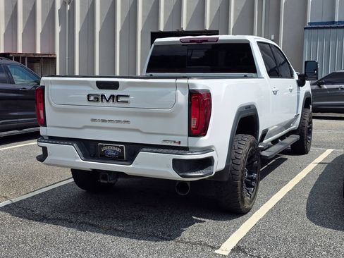 Used 2020 GMC Sierra 2500 AT4 w/ AT4 Premium Package AWD/4WD image 4